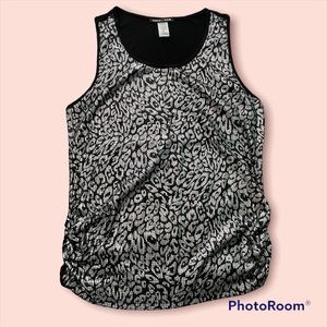 Fashion to figure sequence tank top